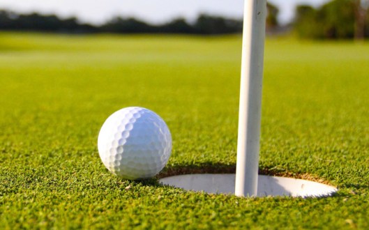 world-of-golf-18-holes-lunch-6-7398852-regular (1)
